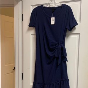 A pea in the pod ruffle maternity dress